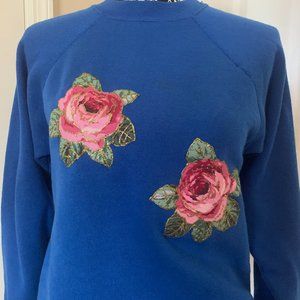 Vintage Grandma Blue Sweatshirt with Gold Trim Pink Roses Hanes Activewear Small